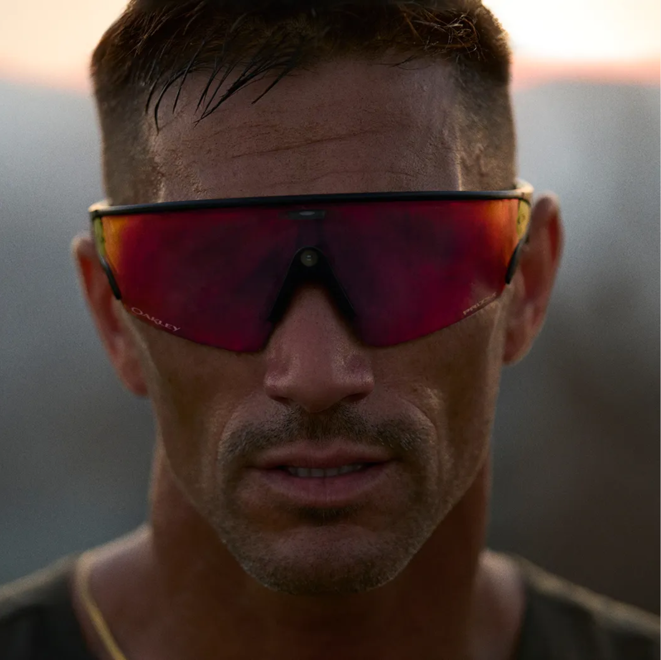 Oakley Vanguard  Black Prizm™ Road